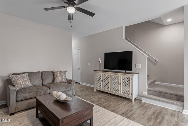 878 John Street, Clayton, NC 27520