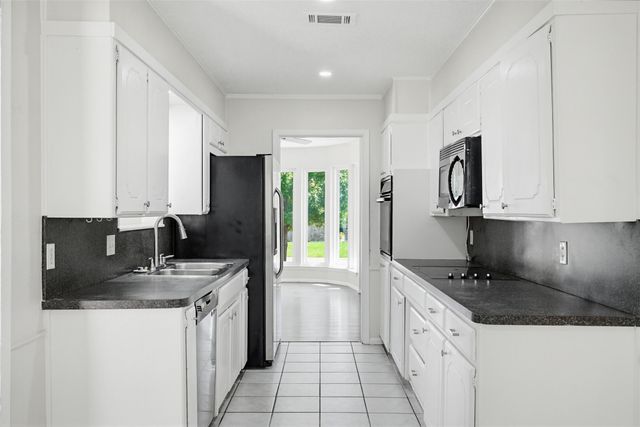 6737 Fair Meadows Drive, North Richland Hills, TX 76182