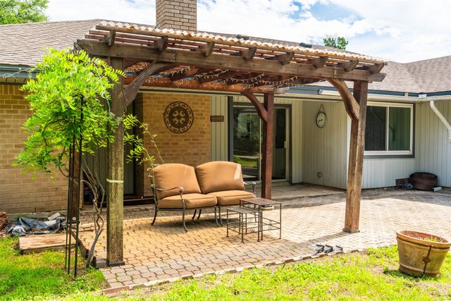 6737 Fair Meadows Drive, North Richland Hills, TX 76182