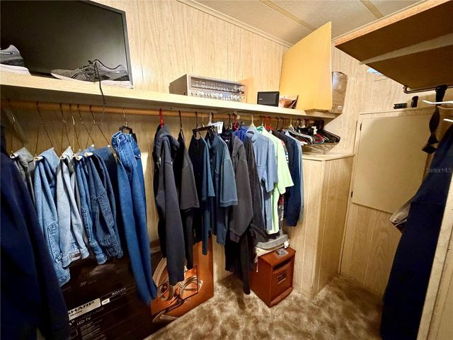 6571 NE 1ST PLACE, Ocala, FL 34470