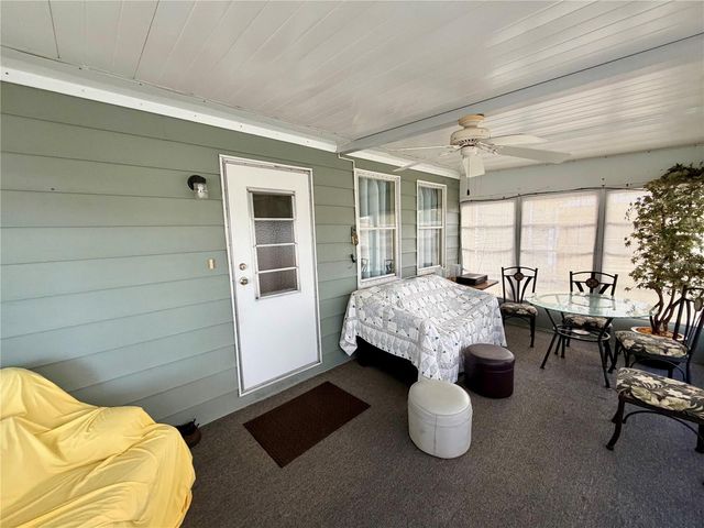 6571 NE 1ST PLACE, Ocala, FL 34470