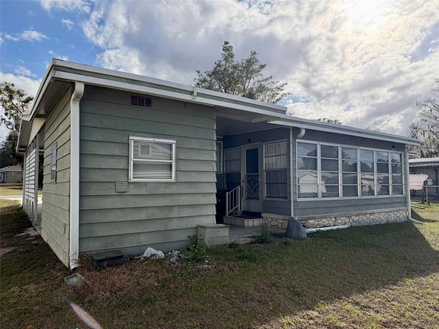 6571 NE 1ST PLACE, Ocala, FL 34470