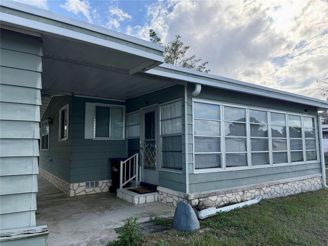 6571 NE 1ST PLACE, Ocala, FL 34470