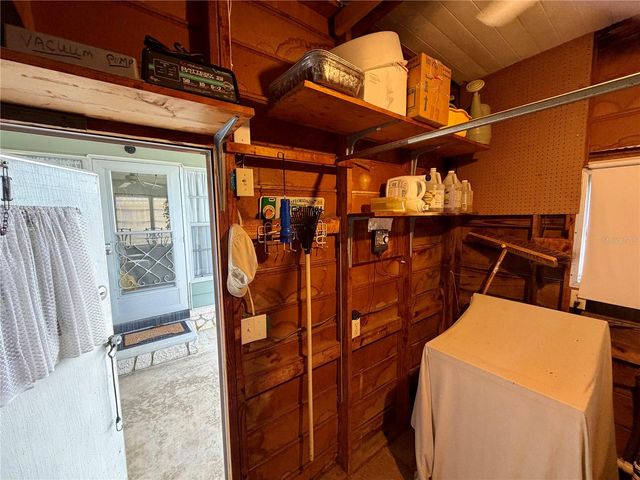 6571 NE 1ST PLACE, Ocala, FL 34470