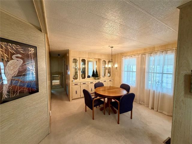 6571 NE 1ST PLACE, Ocala, FL 34470