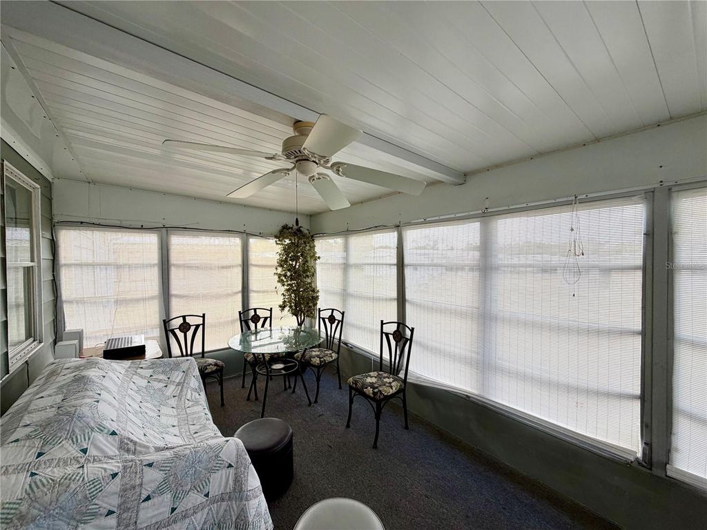 Image 26 of property listing at 6571 NE 1ST PLACE, Ocala, FL 34470