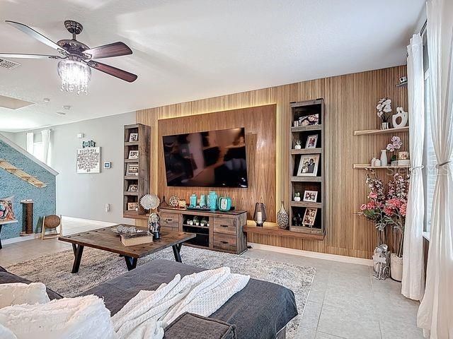 2244 CANYON BREEZE AVENUE, Kissimmee, FL 34746