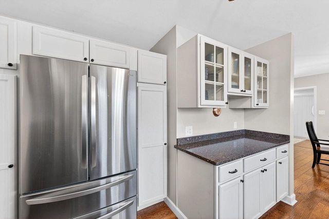 1245 Simon DRIVE, Brookfield, WI 53005