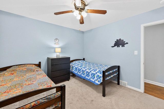 1245 Simon DRIVE, Brookfield, WI 53005