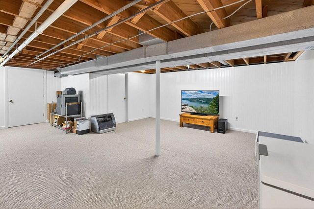 1245 Simon DRIVE, Brookfield, WI 53005