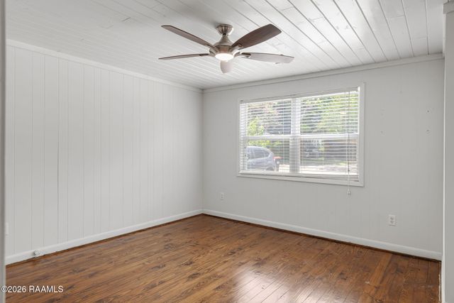 142 Cedar Crest Court, Lafayette, LA 70501