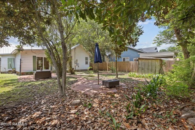 142 Cedar Crest Court, Lafayette, LA 70501