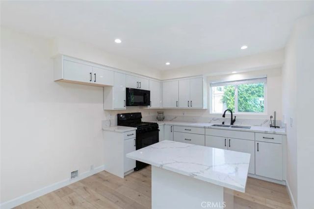 15849 Malden Street, North Hills, CA 91343