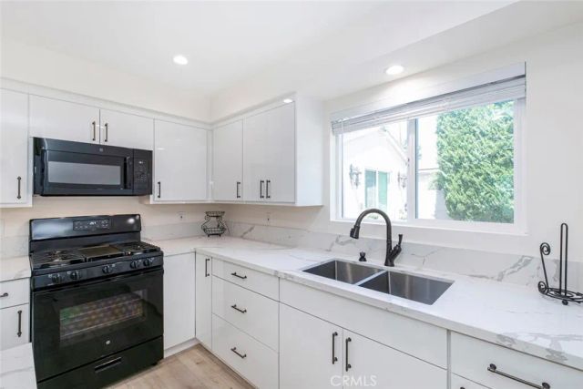 15849 Malden Street, North Hills, CA 91343