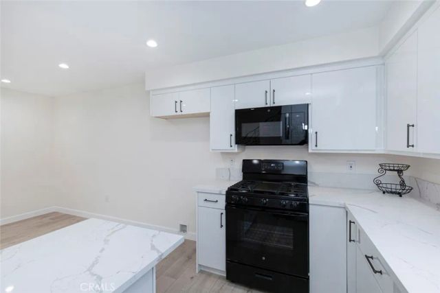 15849 Malden Street, North Hills, CA 91343