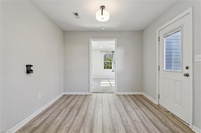 35 Westover ST, Hampton, VA 23669