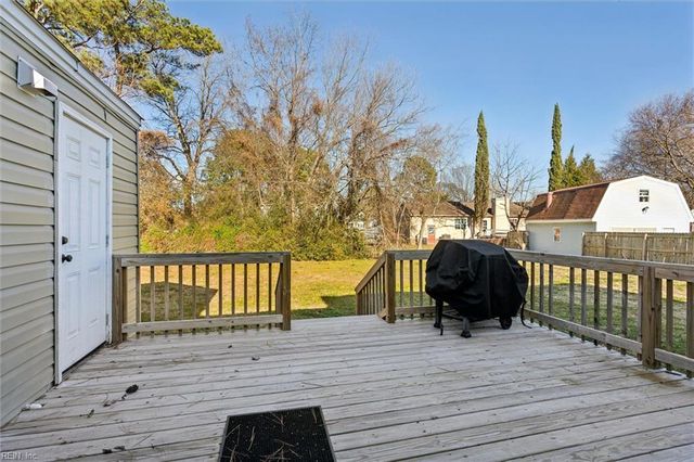 35 Westover ST, Hampton, VA 23669