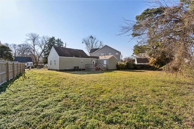 35 Westover ST, Hampton, VA 23669