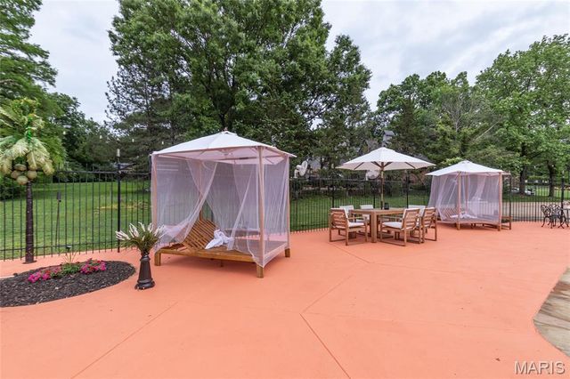 15875 Kettington Road, Chesterfield, MO 63017