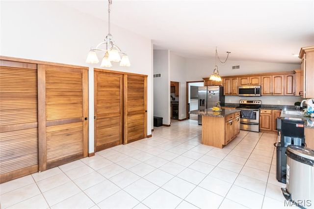 15875 Kettington Road, Chesterfield, MO 63017