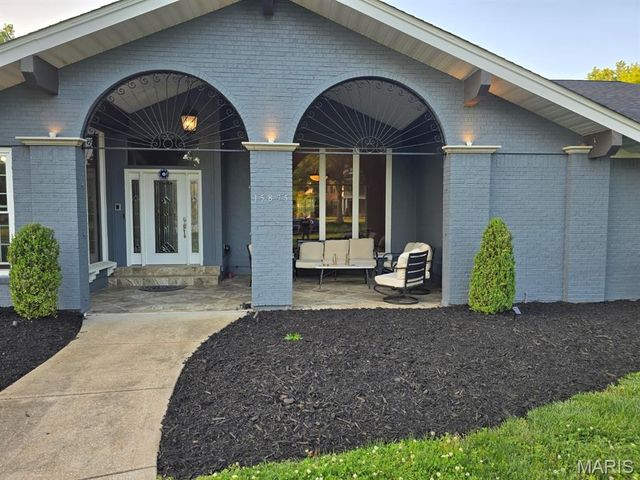 15875 Kettington Road, Chesterfield, MO 63017