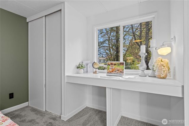 6494 Glen Court SE, Lacey, WA 98503