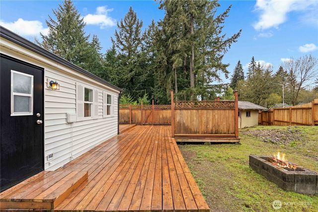 6494 Glen Court SE, Lacey, WA 98503