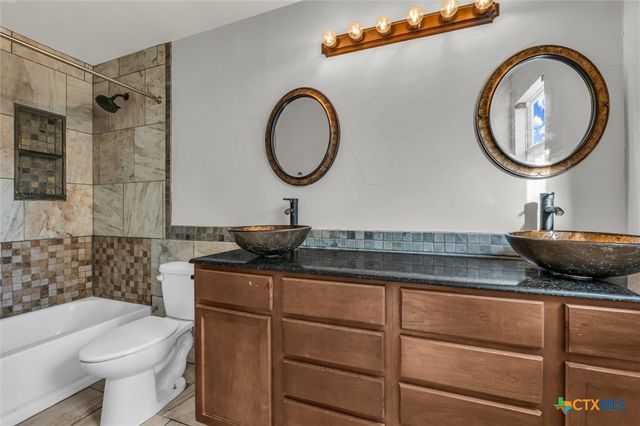 5326 Trailview Drive, Temple, TX 76502