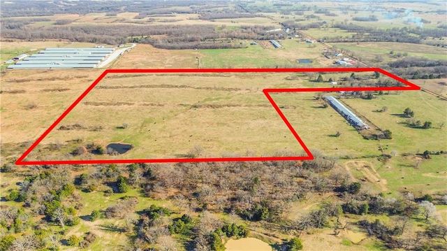 25000 Hunters Road, Gravette, AR 72736