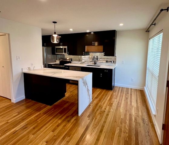 4616 W Lovers Lane 208, Dallas, TX 75209