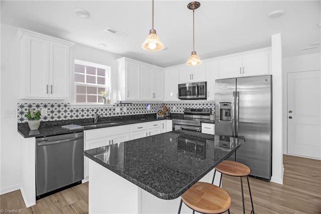 1112 Bailey's Chapel Road, Advance, NC 27006