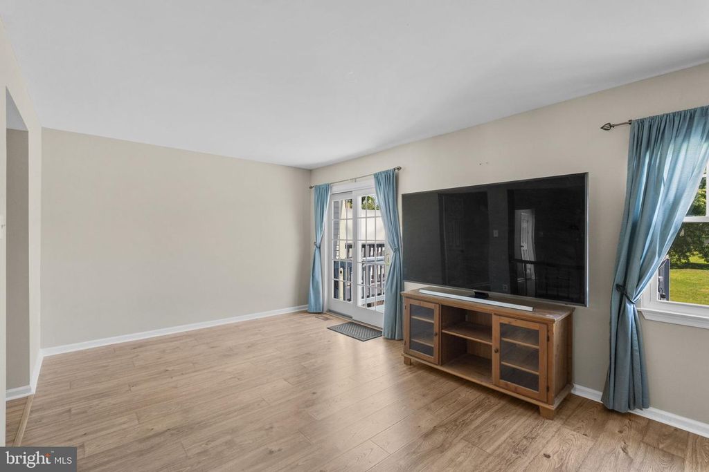 Image 12 of property listing at 3371 GARRISON CIR, Abingdon, MD 21009