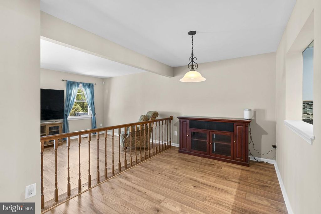 Image 7 of property listing at 3371 GARRISON CIR, Abingdon, MD 21009