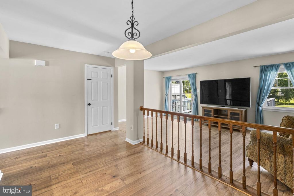 Image 8 of property listing at 3371 GARRISON CIR, Abingdon, MD 21009