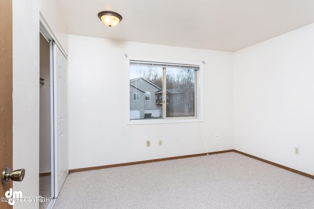 7017 Cape Lisburne Loop, Anchorage, AK 99504