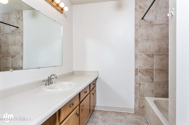 7017 Cape Lisburne Loop, Anchorage, AK 99504