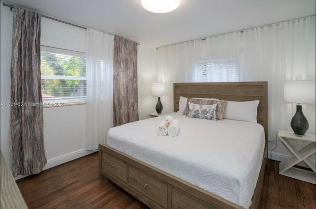 35 SW 28th Rd 0, Miami, FL 33129