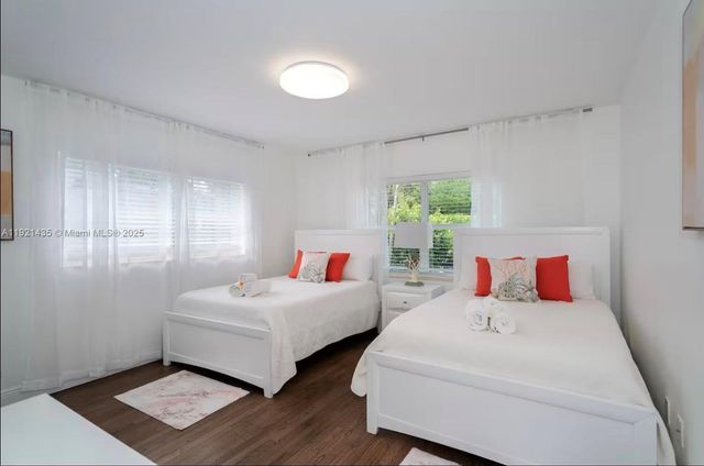 35 SW 28th Rd 0, Miami, FL 33129