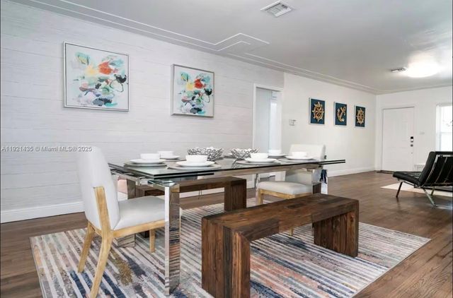 35 SW 28th Rd 0, Miami, FL 33129