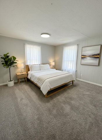 942 S Nettleton Avenue, Springfield, MO 65806