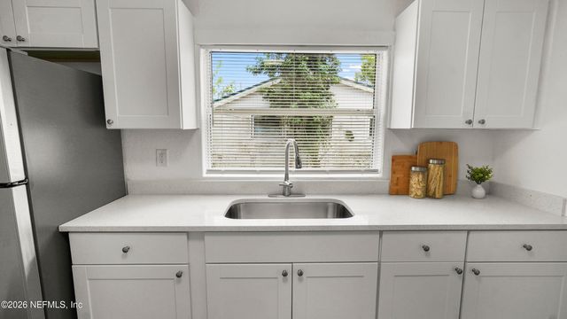 2429 LEON Road, Jacksonville, FL 32246