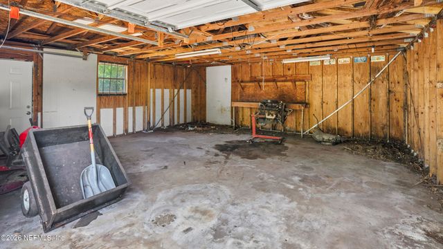 2429 LEON Road, Jacksonville, FL 32246