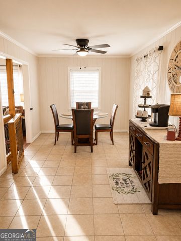 230 N McDonough Road, Griffin, GA 30223
