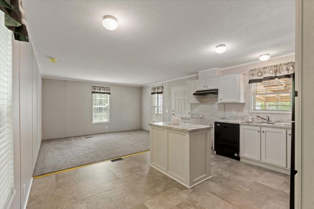 16747 Williamsville Street, Vandalia, MI 49095