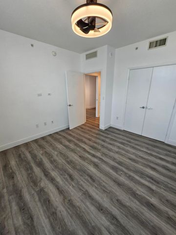 550 OKEECHOBEE Boulevard 1402, West Palm Beach, FL 33401