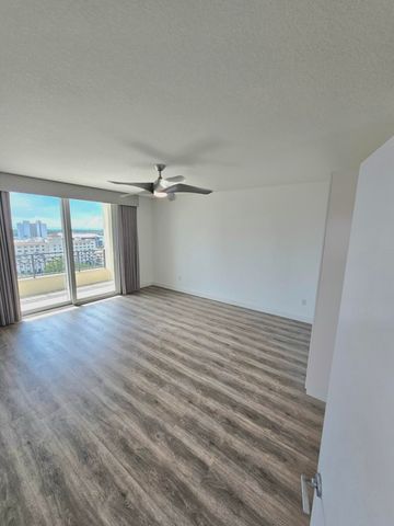 550 OKEECHOBEE Boulevard 1402, West Palm Beach, FL 33401