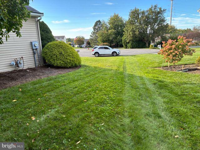 110 LYNETTE CIR, Willow Street, PA 17584
