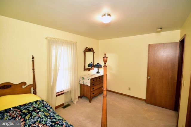 700 CENTRAL AVE, Lindenwold, NJ 08021