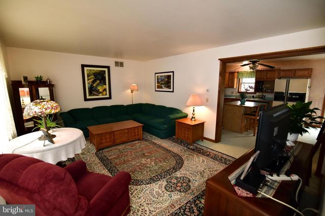 700 CENTRAL AVE, Lindenwold, NJ 08021