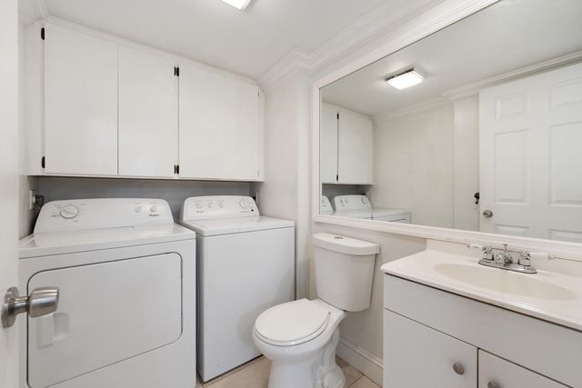 915 9th Way, West Palm Beach, FL 33407